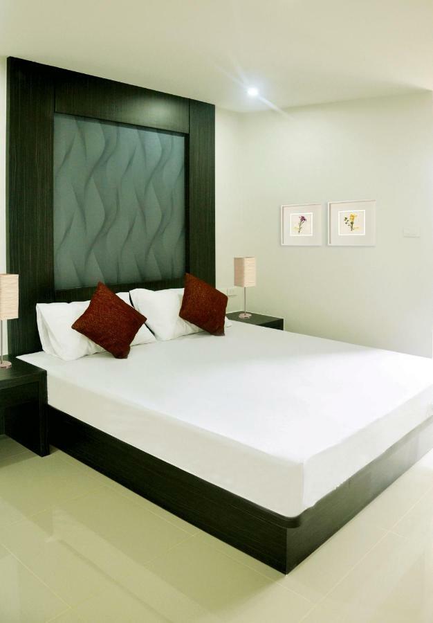 Db Plus 3 Bangkok Luaran gambar